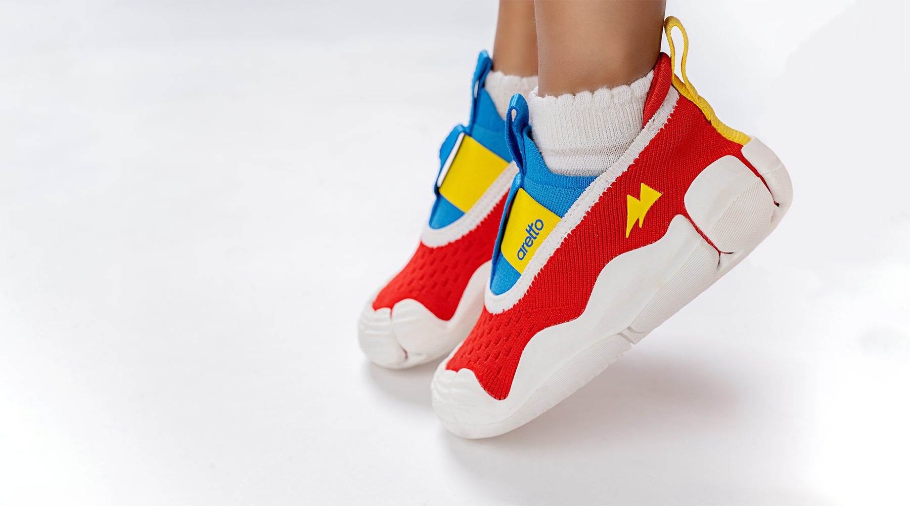 The Benefits Of Shoes That Grow With Your Child's Feet