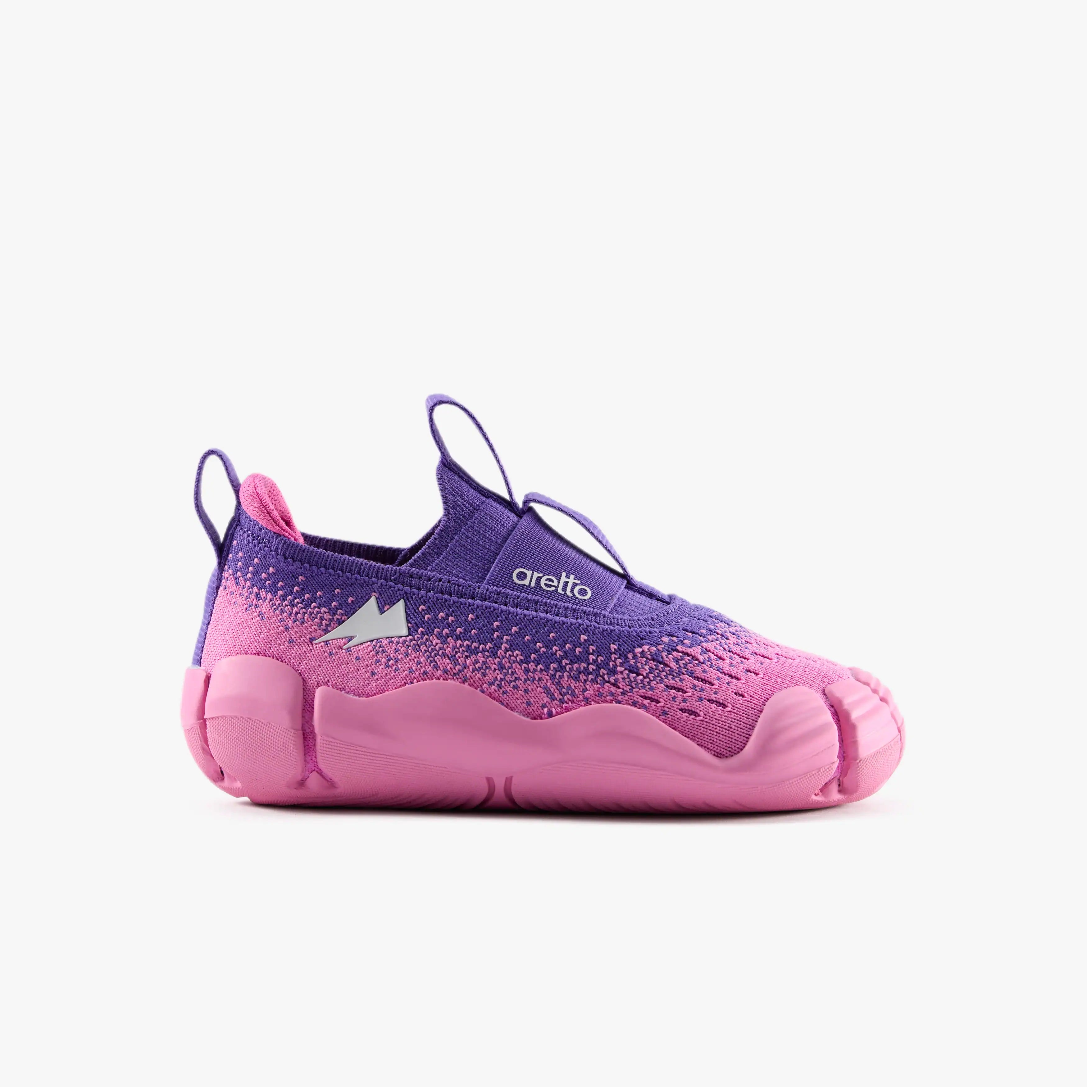 Side profile view of Aretto Leaps Pixl kids shoe in Pixel Berry showcasing the thick flexible pink sole. S3 & S4